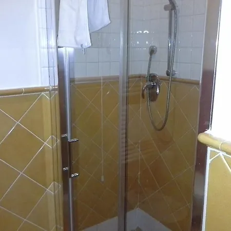 Hotel La Conchiglia 3*